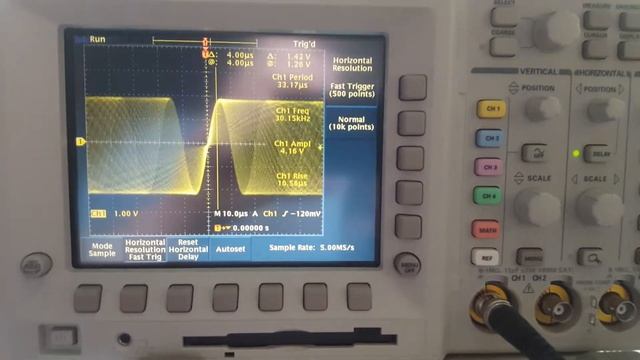 Demonstracja DPO w Oscyloskopie Tektronix TSD3014 za pomocą sweep-a смотреть онлайн