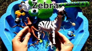Wild Zoo Animals Toys - Baby and Mom Learn Animals Names With Educational Toys