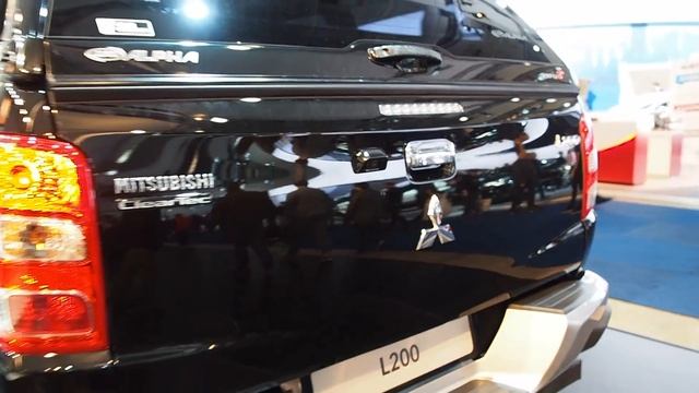 Mitsubishi L200 2017 In Detail Review Walkaround Interior Exterior