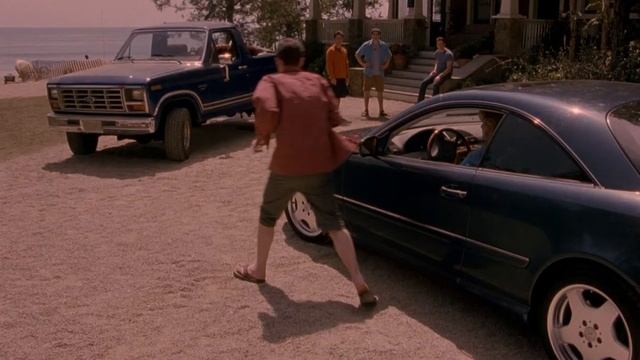 Мама Стифлера забирает Зяблика (Пола Финча). Американский Пирог 2.