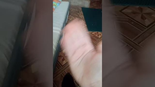 я заезжаю с батарейкой из телефона смотреть онлайн