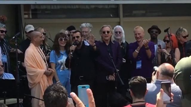 Ringo Starr - 77th Birthday Celebration - Peace and Love ! смотреть онлайн