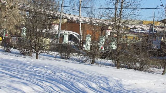 Круг у станции "Улица Сергея Эйзенштейна" // март 2013 смотреть онлайн