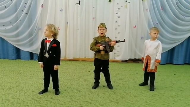 «ЛЮБИТЕ РОССИЮ»! смотреть онлайн