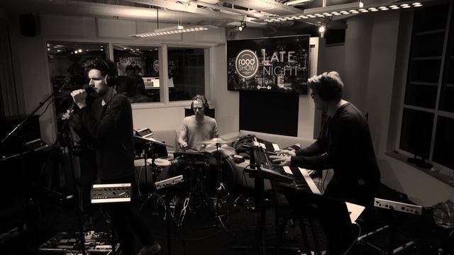 HAEVN - Where The Heart Is (live @ Roodshow Late Night) смотреть онлайн