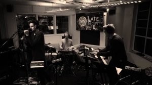 HAEVN - Where The Heart Is (live @ Roodshow Late Night)