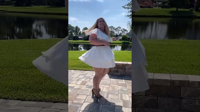 Mz Poke | Beautiful American Fashion Model | Instagram Plus Size Curvy Model | Bio | Wiki | Facts