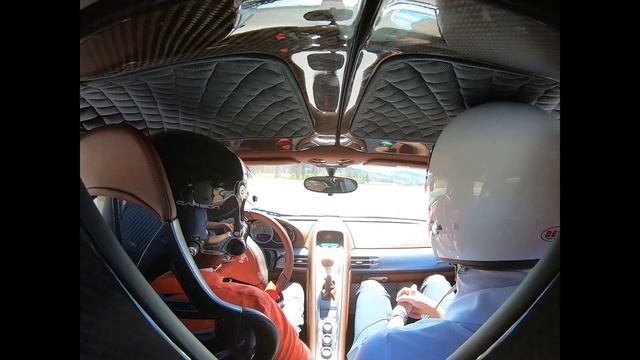 Porsche Carrera GT @ Area 27 (w/ Porsche Centre Langley) смотреть онлайн