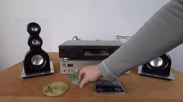 CD проигрыватель Technics SL-PG490 смотреть онлайн