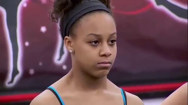 Season 4 Episode 23 Pyramid - Dance Moms смотреть онлайн