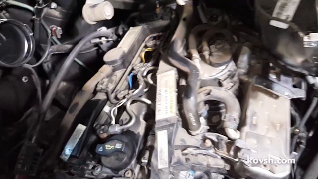 Течь масла через уплотнительные колечки корпуса масляного фильтра на Mercedes Sprinter 313CDI 2.1d смотреть онлайн