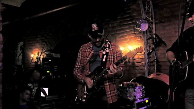 Алексей Мочанов & CountryAnApolice, Всегда один, всегда в дороге смотреть онлайн