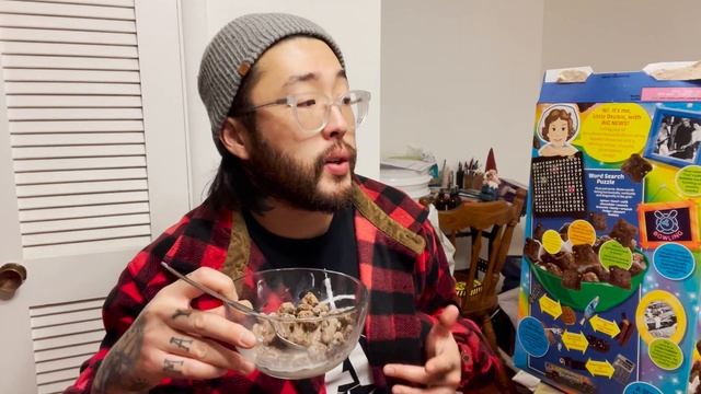 COSMIC BROWNIES CEREAL Review / Taste Test смотреть онлайн