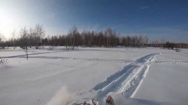 Катаемся на Polaris PRO RMK 800 2015 и SHARMAX SN-240 смотреть онлайн