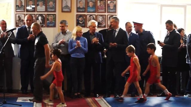 Новый зал спортивной борьбы открыли в Батайске смотреть онлайн