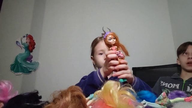 РАСПАКОВКА КУКЛЫ 