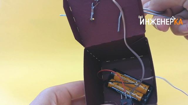 22. Игра на моторику - поделка из книги "Простая электроника" смотреть онлайн