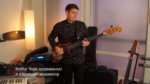 Fender American Standard Jazz Bass '98 with Dimarzio Ultra Jazz Split coil set & Leo Quan Badass II смотреть онлайн