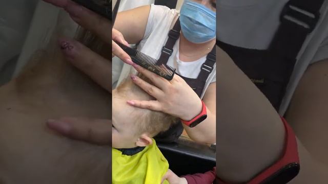 детская стрижка в салоне красоты Марлен в Митино смотреть онлайн