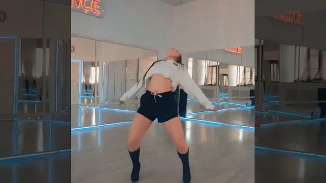 High Heels в Show Time. Анастасия Иконникова смотреть онлайн