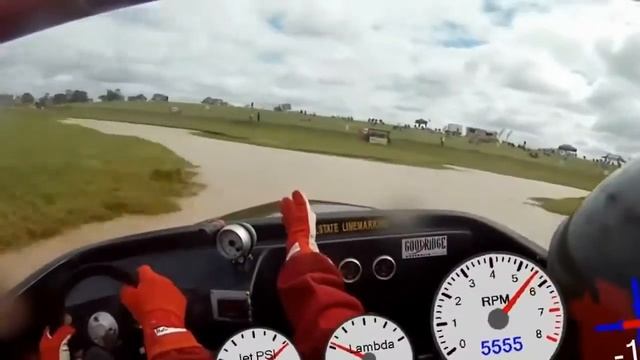 Ралли на катере ( такое такси должно быть в Венеции ) ПРИКОЛ!!! смотреть онлайн