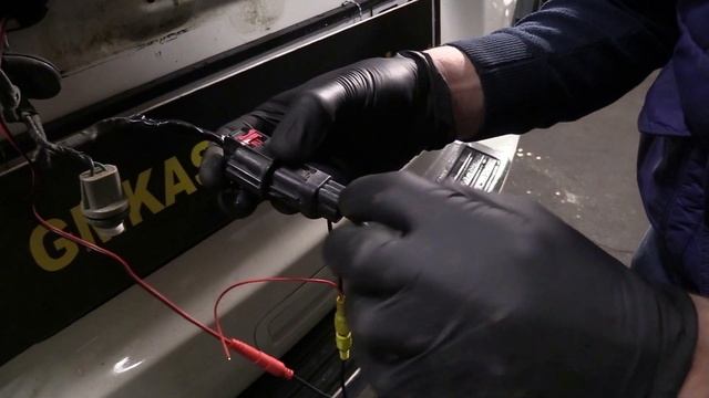 Установка камеры заднего вида Jeep Grand Cherokee (Джип Гранд Чероки) смотреть онлайн