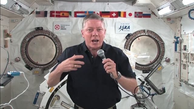Alabama Middle Schoolers Talk with Station Commander смотреть онлайн