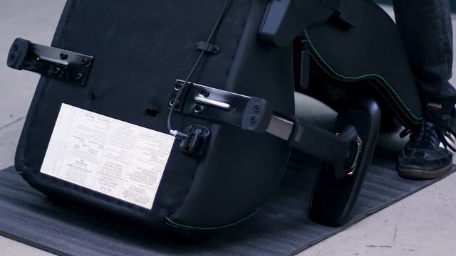 Razer Iskur Gaming Chair Assembly Guide