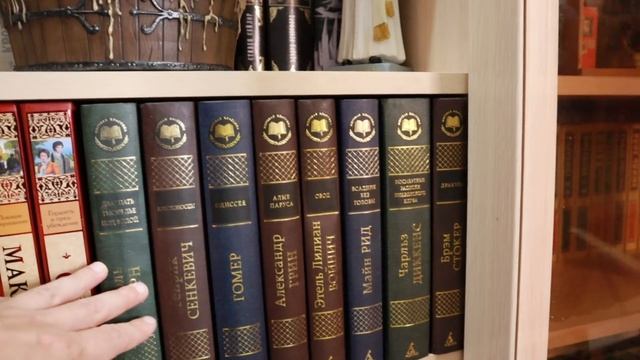 НОВЫЕ КНИЖНЫЕ ШКАФЫ. ПОТРАТИЛА НА НИХ ВСЁ!