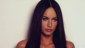 Megan Fox. HD Lenny Kravitz - The Chamber