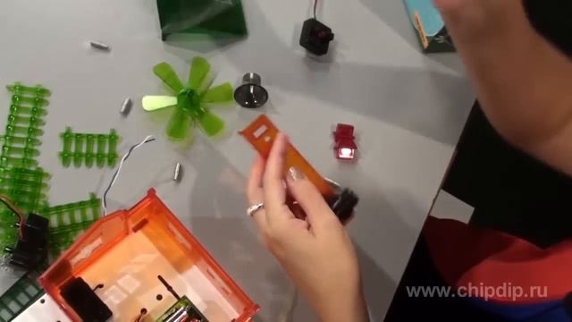 Научный опыт (Эко-дом на солнечных батарейках) смотреть онлайн