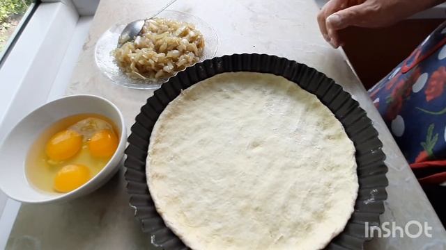 Пироги с мясом и грибами