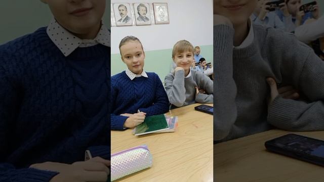 Минус песни "Кто добрее всех на свете?" смотреть онлайн