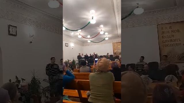 Не Ему опускаться в грязь смотреть онлайн