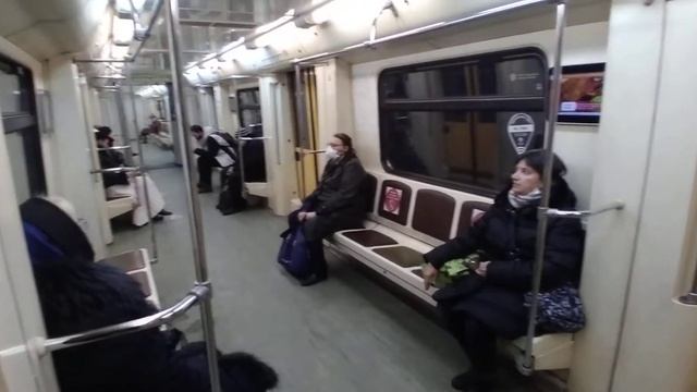 Поездка На Поезде 81-740/741 Русич Киевская - Проспект мира // 08 Января 2021 смотреть онлайн