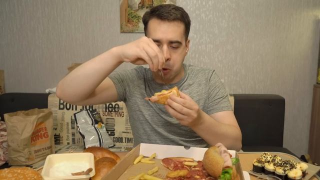 КОРОЧЕ ГОВОРЯ, КТО БОЛЬШЕ ПОТОЛСТЕЕТ смотреть онлайн