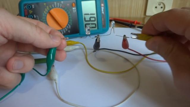 Как Определить Напряжение Для СветоДиода смотреть онлайн
