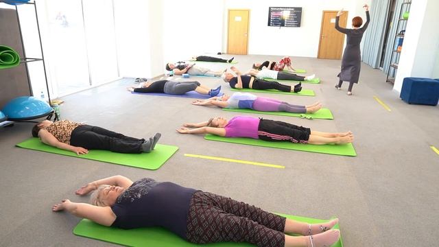 Тренировка по йоге от Марии Алексеевой смотреть онлайн