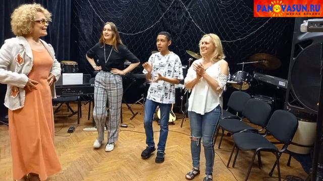 Вокальная школа- Panovasun.ru. Вокальное дыхание; Интонация; Ритмика. КУРС ВВЕДЕНИЕ В ВОКАЛ. смотреть онлайн