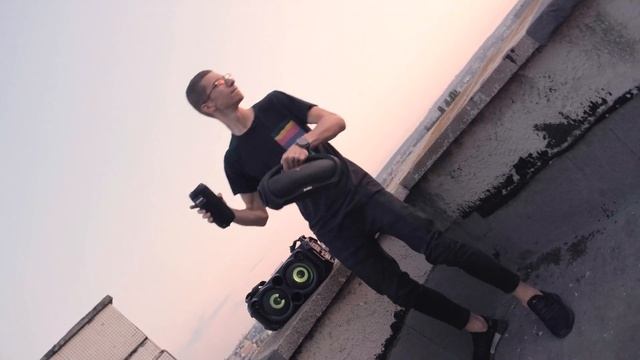 Ce să faci dacă nu ai bani de JBL (review română) смотреть онлайн