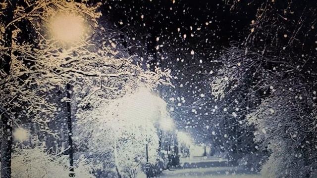 Снежинки – Наталия По стихи (авторское прочтение) смотреть онлайн