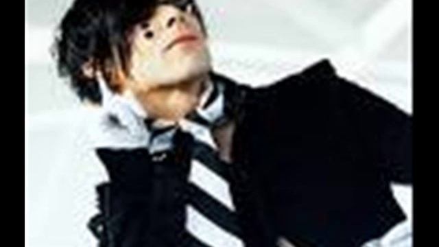 IAMX - Heatwave смотреть онлайн