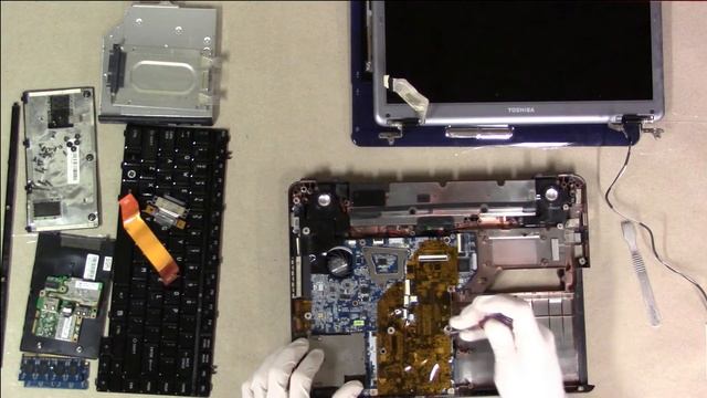 LaptopCrap.com - Toshiba Satellite M305 Laptop Detailed Teardown смотреть онлайн