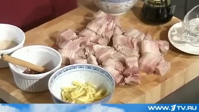Красная свинина по-хунаньски от Ольги Баклановой (Вся Соль) смотреть онлайн
