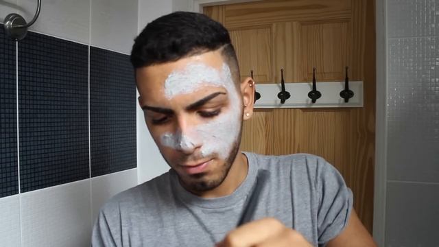 LUSH Cosmetics Face Mask (Blueberries) | Salih's World смотреть онлайн