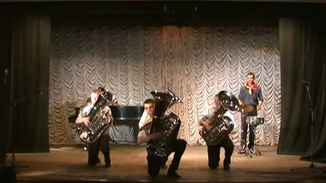 Alexandr Gilev Tuba Band.mpg смотреть онлайн
