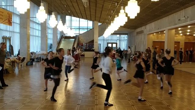 Умелицы на фестивале танцев"Русский хоровод"(1) смотреть онлайн