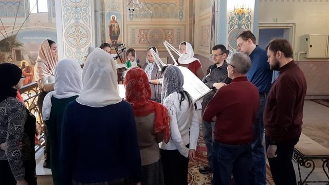 "Тон дэспо́тин кэ архиере́а имо́н Ки́рие фи́латтэ ис полла́ э́ти дэ́спота!" Рег. Екатерина Артюхова. смотреть онлайн