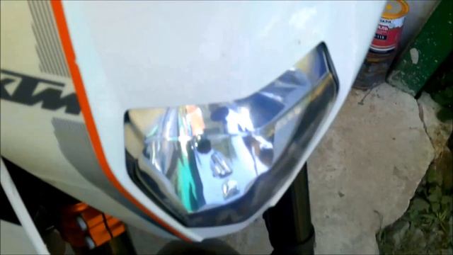 Обзор KTM DUKE 690R смотреть онлайн