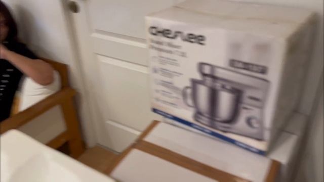 Купили палет Амазон за 750 евро, а товаров на !!!!!евро. На сколько продали? Часть вторая смотреть онлайн